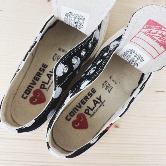 Comme Des Garcons PLAY x Converse Chuck Taylor All Star Polka Dot Low Tops - Picture 6 of 7